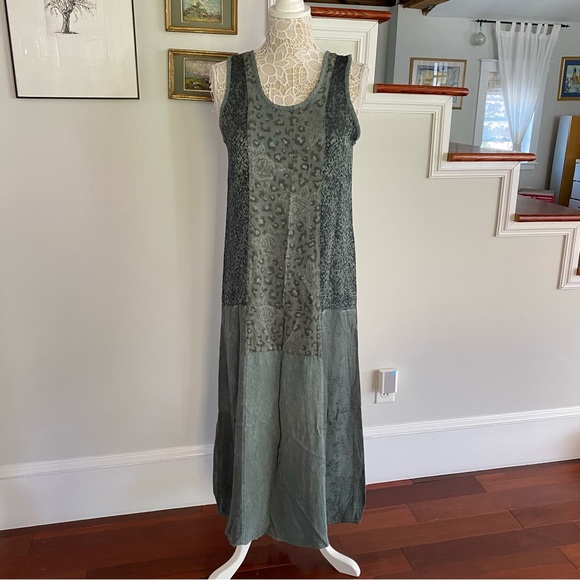 Citron Dresses & Skirts - CITRON Santa Monica Green Animal Print & Floral Maxi Dress S